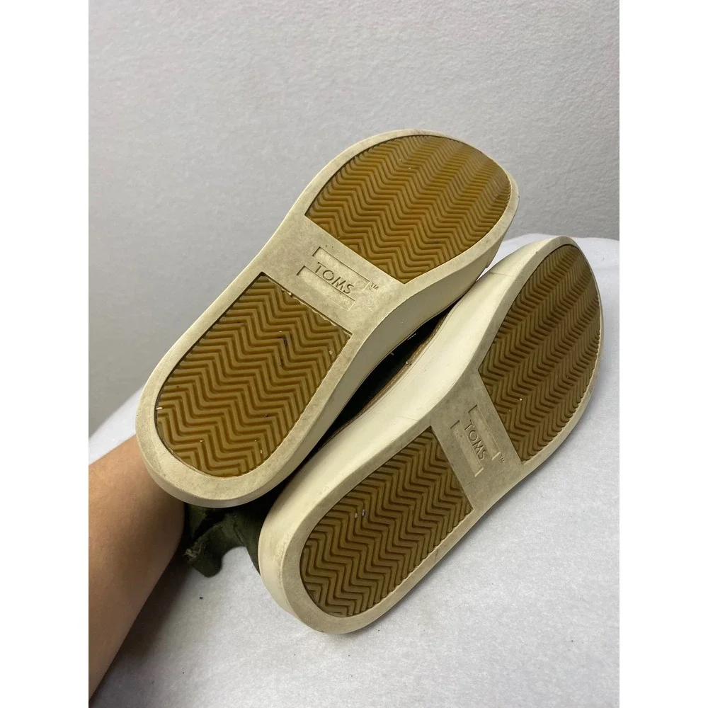Toms olive green